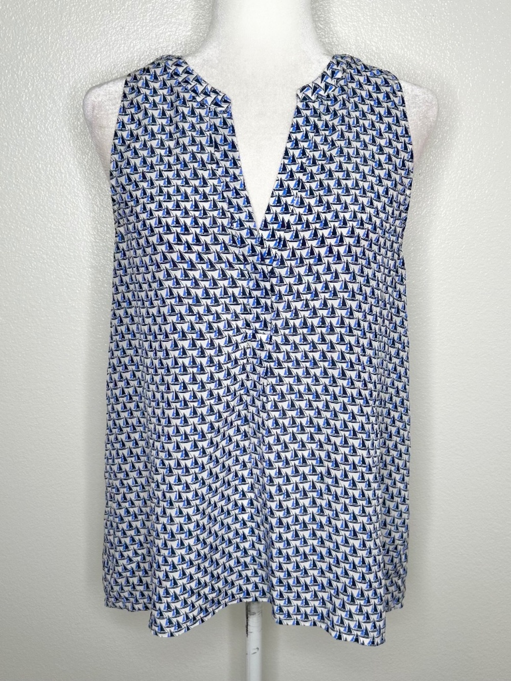 Joie Womens White & Blue 100% Silk Sailboat Print V-Neck Tank Top Size M EUC